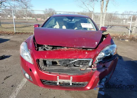 2011 Volvo C70 T5 from USA, damaged, VIN YV1672MC1BJ117437